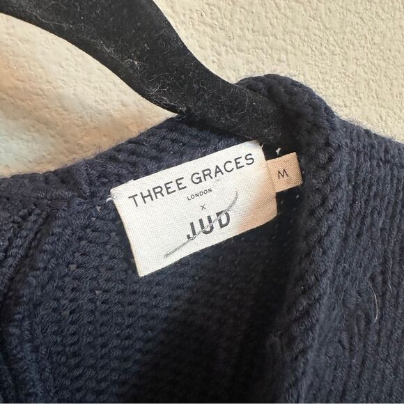 Three Graces London X Jud | M | Peggy Back-buttoned Wool Cardigan - Navy - Picture 6 of 8